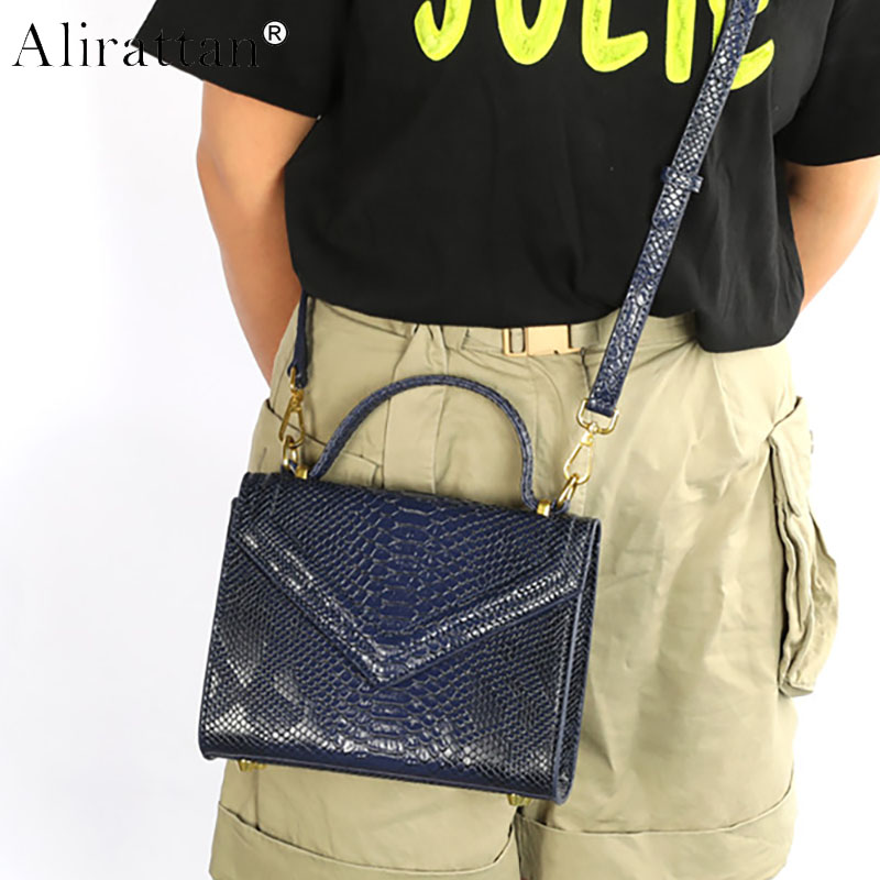 Women Bags Dubai - ドバイ女性用新型スネーク柄PUレザーショルダークロスボディバッグファッションデザインレディース高級クロコダイルトラベルハンドバッグサウジアラビア