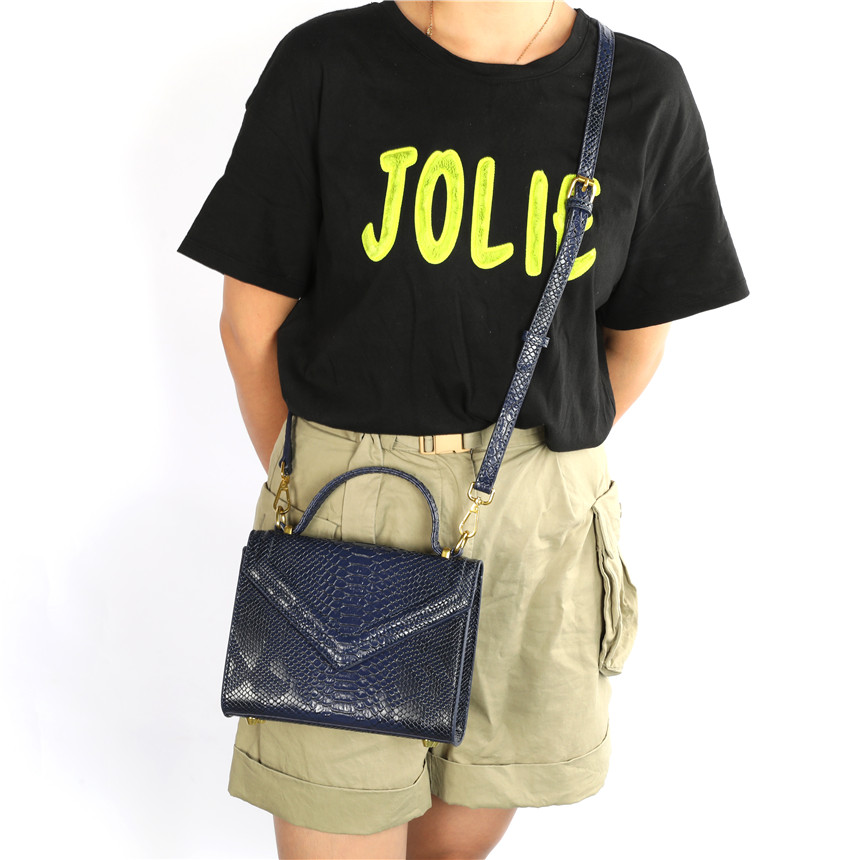 ドバイ女性用新型スネーク柄PUレザーショルダークロスボディバ - Women Bags Dubai のレビューと価格