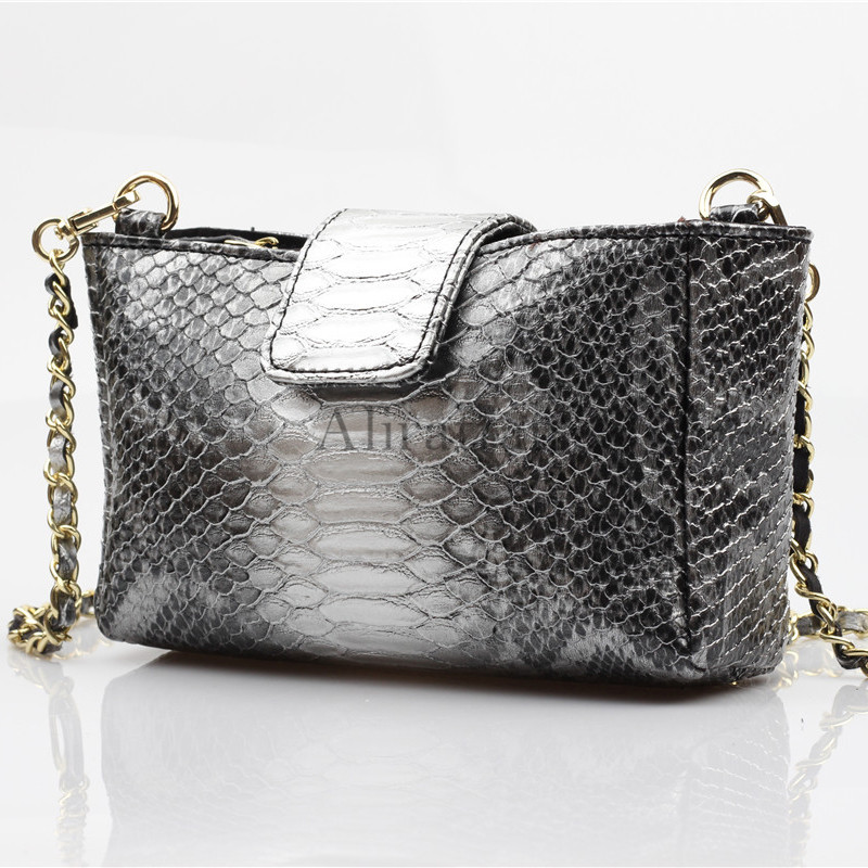 ドバイ新作スネークパターンバッグ2025ファッション高級エン - Women Bags Dubai のレビューと価格