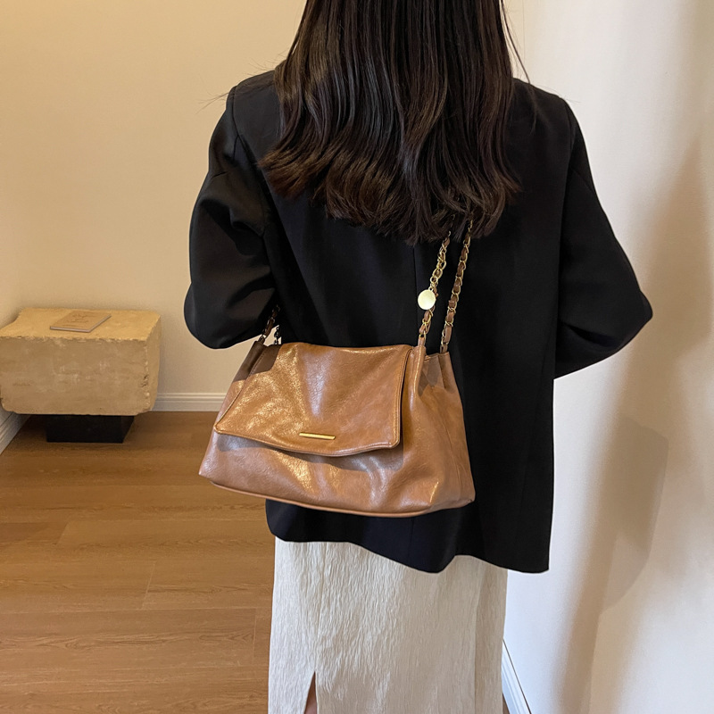 レトロトレンド大容量脇下トートバッグ レディースバッグ 20 - Women'S Kipling Bags のレビューと価格