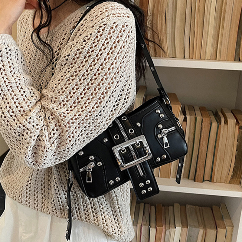 女性用ショルダーバッグ パンクスタイル財布 PUレザー ロッ - Women Bags For Airport のレビューと価格