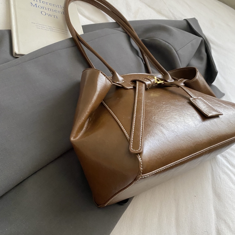 バッグ レディース ブランド ショルダーバッグ レディース  - Women Bags For Airport のレビューと価格